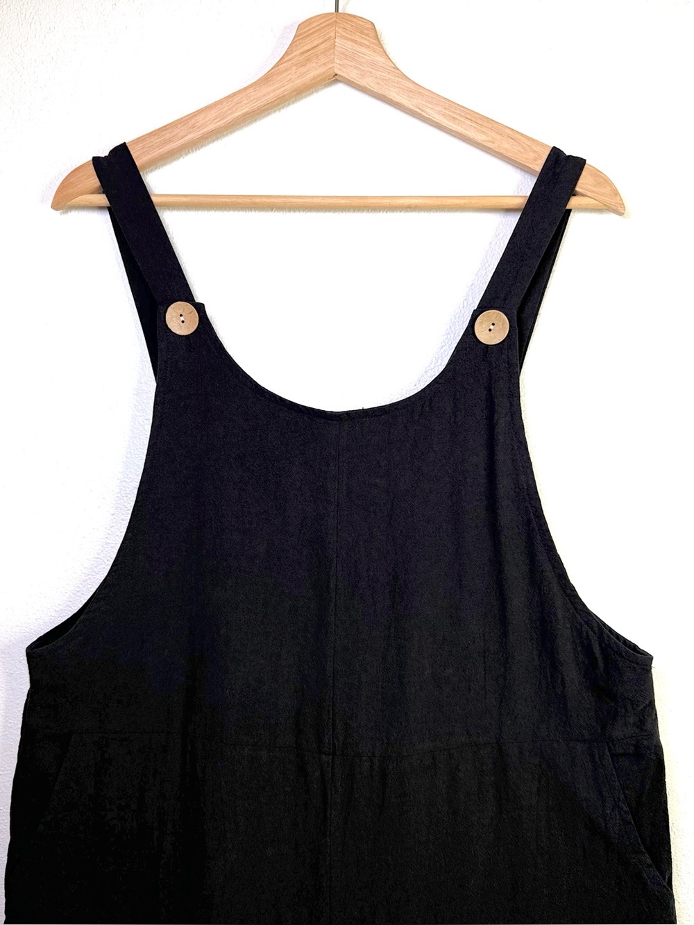 Cupshe Women's Raven Tapered Pinafore Jumpsuit Overalls in Black Size Medium - Picture 4 of 16